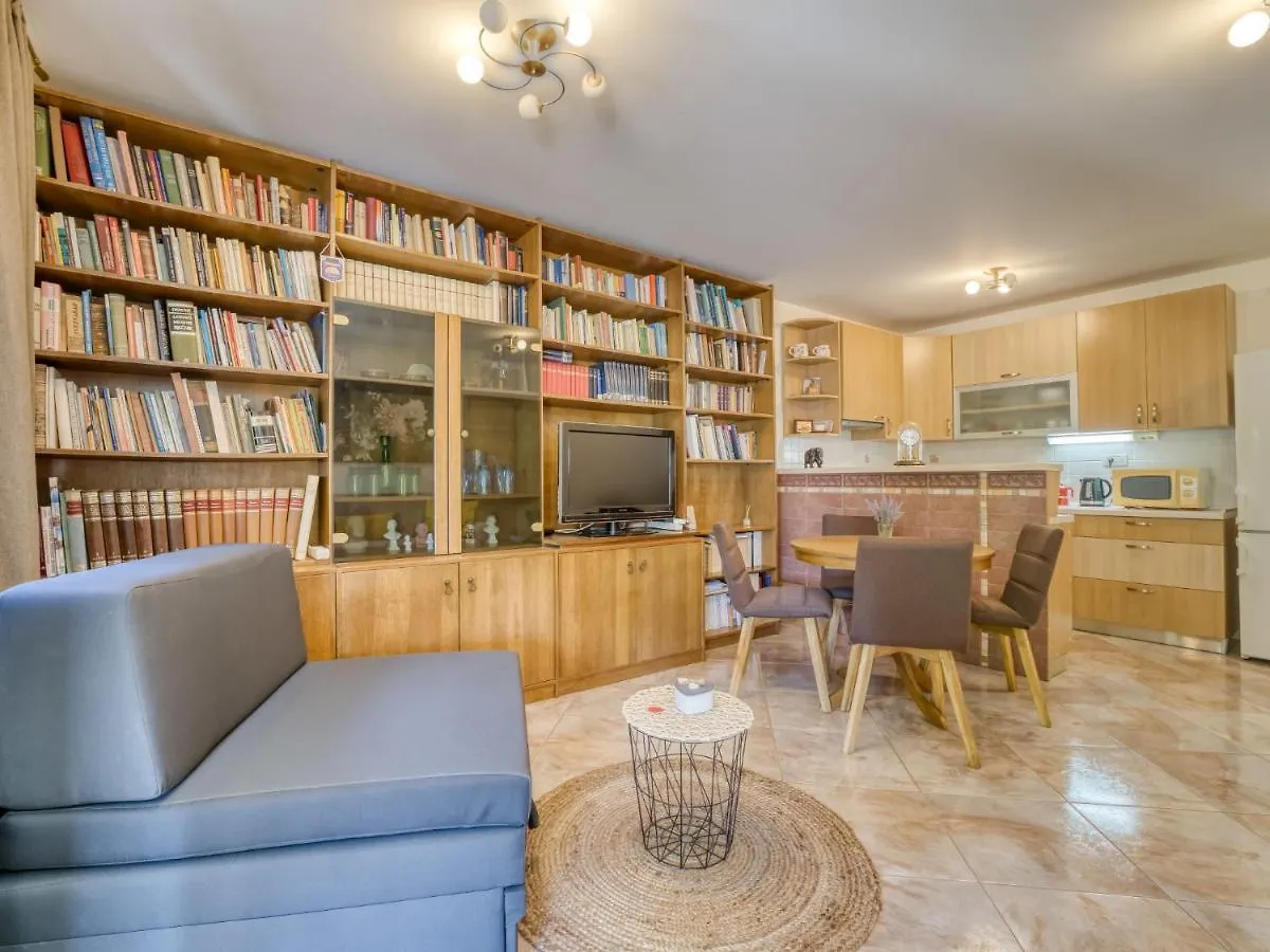 Apartment Dubi By Interhome Klana Horvátország